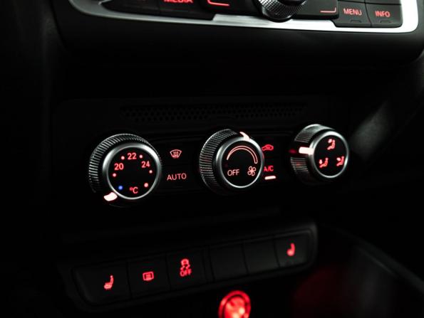 Audi A1 I (8X) Рестайлинг с пробегом 2015 года, цена 1 349 700 рублей, 110431 км, хэтчбек, Автокод Объявления