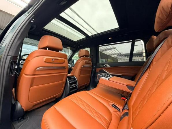 BMW X7 I (G07) Рестайлинг с пробегом 2026 года, цена 17 850 000 рублей, 10 км, внедорожник, Автокод Объявления
