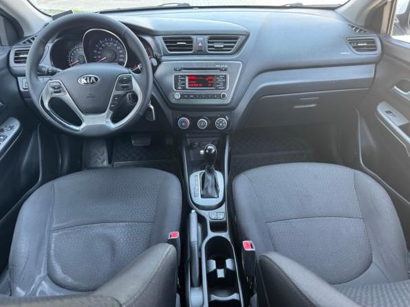 Kia Rio III Рестайлинг с пробегом 2015 года, цена 829 900 рублей, 244730 км, седан, Автокод Объявления