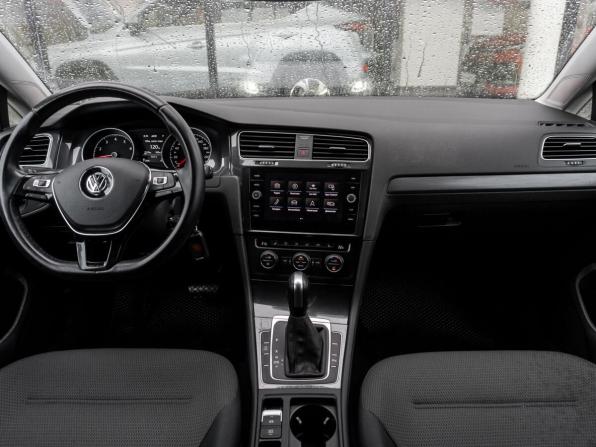 Volkswagen Golf VII Рестайлинг с пробегом 2020 года, цена 1 750 000 рублей, 71200 км, универсал, Автокод Объявления