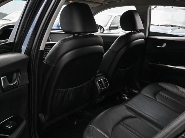 Kia Optima IV с пробегом 2017 года, цена 2 039 000 рублей, 68106 км, седан, Автокод Объявления