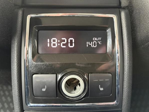 Skoda Superb II Рестайлинг с пробегом 2013 года, цена 999 000 рублей, 358460 км, универсал, Автокод Объявления