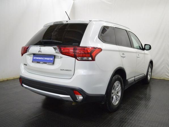 Mitsubishi Outlander III Рестайлинг 2 с пробегом 2015 года, цена 1 675 000 рублей, 145106 км, внедорожник, Автокод Объявления