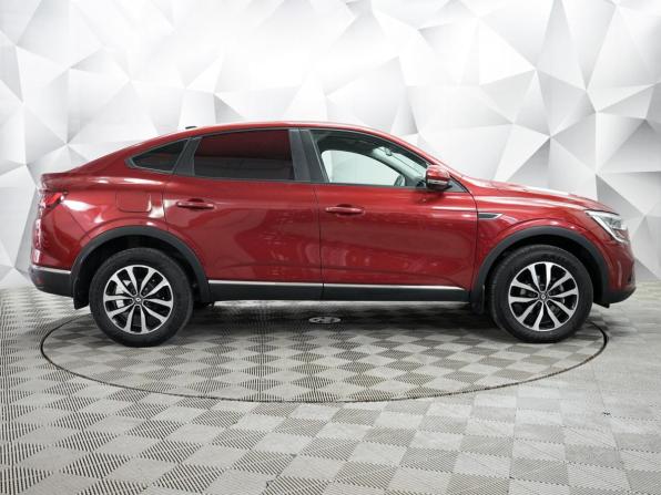 Renault Arkana I с пробегом 2021 года, цена 1 575 000 рублей, 67272 км, внедорожник, Автокод Объявления