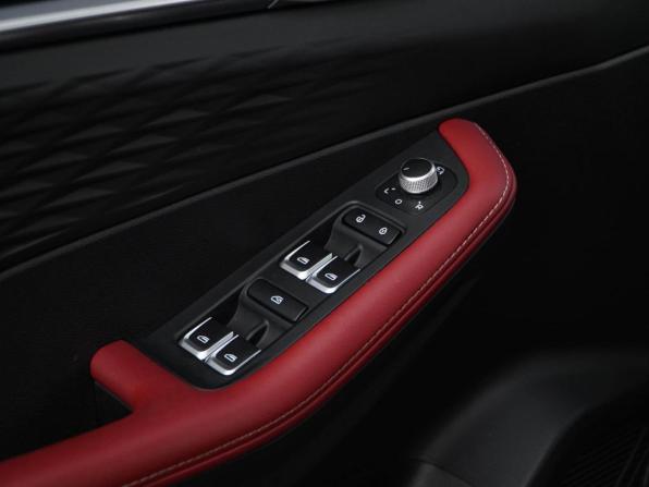 Geely Coolray I Рестайлинг с пробегом 2024 года, цена 2 179 444 рубля, 18882 км, внедорожник, Автокод Объявления