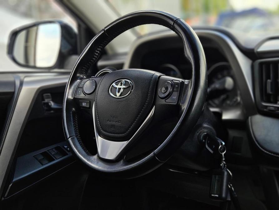 Toyota RAV4 IV (XA40) Рестайлинг Вологда  - изображение 11