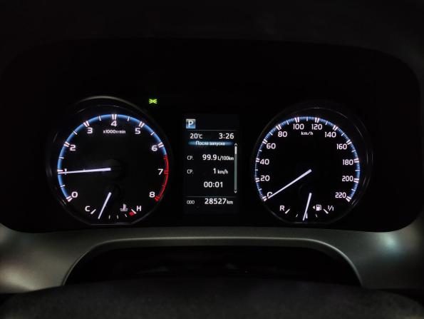 Toyota RAV4 IV (XA40) Рестайлинг с пробегом 2017 года, цена 2 630 000 рублей, 28526 км, внедорожник, Автокод Объявления