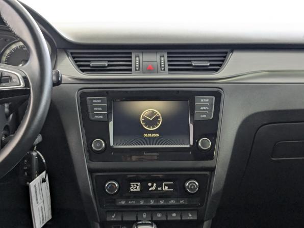 Skoda Rapid I Рестайлинг с пробегом 2019 года, цена 1 425 000 рублей, 90476 км, лифтбек, Автокод Объявления
