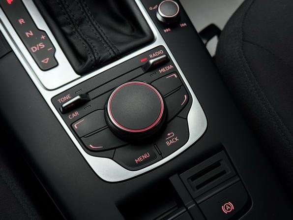 Audi A3 III (8V) с пробегом 2013 года, цена 1 899 000 рублей, 154944 км, хэтчбек, Автокод Объявления