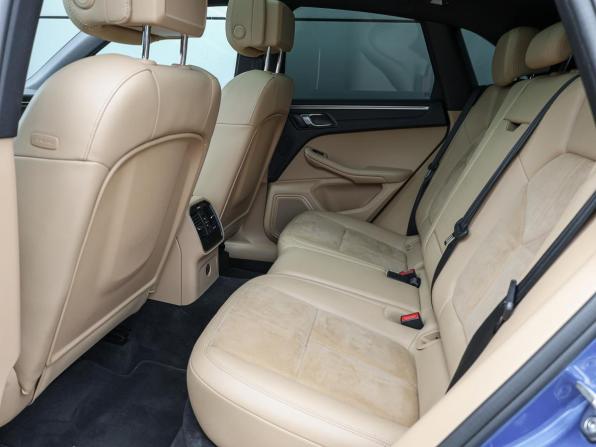 Porsche Macan I Рестайлинг с пробегом 2018 года, цена 3 590 000 рублей, 58889 км, внедорожник, Автокод Объявления