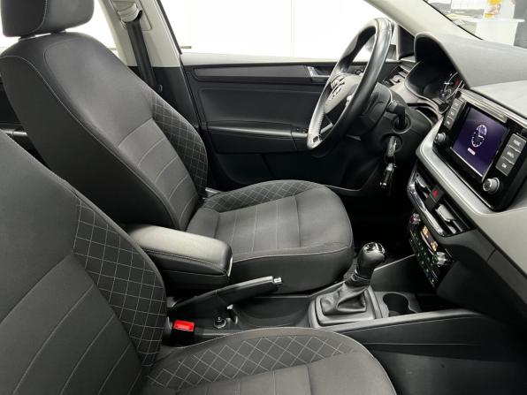 Skoda Rapid II с пробегом 2022 года, цена 1 430 000 рублей, 124439 км, лифтбек, Автокод Объявления