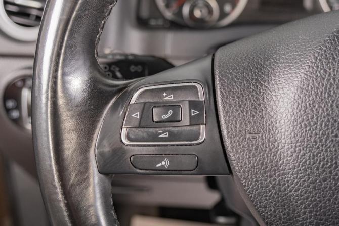 Volkswagen Tiguan I Рестайлинг с пробегом 2014 года, цена 1 749 000 рублей, 143000 км, внедорожник, Автокод Объявления