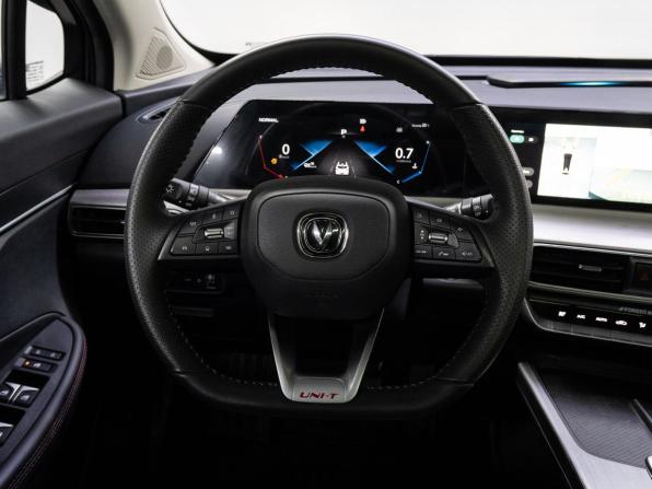Changan UNI-T I с пробегом 2023 года, цена 2 290 000 рублей, 13466 км, внедорожник, Автокод Объявления