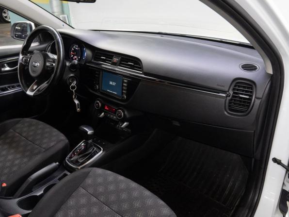 Kia Rio IV с пробегом 2017 года, цена 1 599 000 рублей, 122891 км, хэтчбек, Автокод Объявления