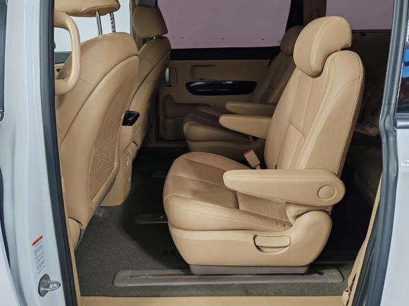 Kia Carnival III с пробегом 2018 года, цена 3 199 000 рублей, 101507 км, минивэн, Автокод Объявления