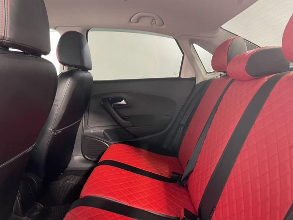 Volkswagen Polo V с пробегом 2013 года, цена 699 900 рублей, 179000 км, седан, Автокод Объявления