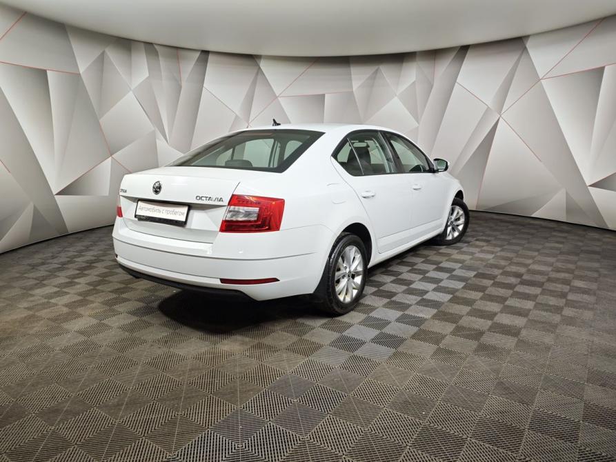 Skoda Octavia III (A7) Рестайлинг Москва  - изображение 2