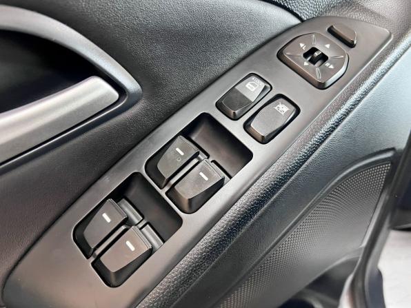 Hyundai ix35 I с пробегом 2012 года, цена 1 345 000 рублей, 188081 км, внедорожник, Автокод Объявления