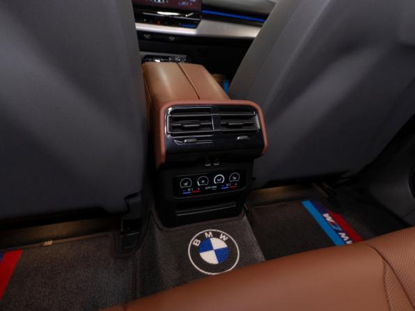 BMW 5 серии VIII (G60/G61/G68) с пробегом 2024 года, цена 7 400 000 рублей, 23532 км, седан, Автокод Объявления