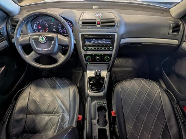 Skoda Octavia II (A5) Рестайлинг с пробегом 2012 года, цена 699 900 рублей, 126000 км, универсал, Автокод Объявления