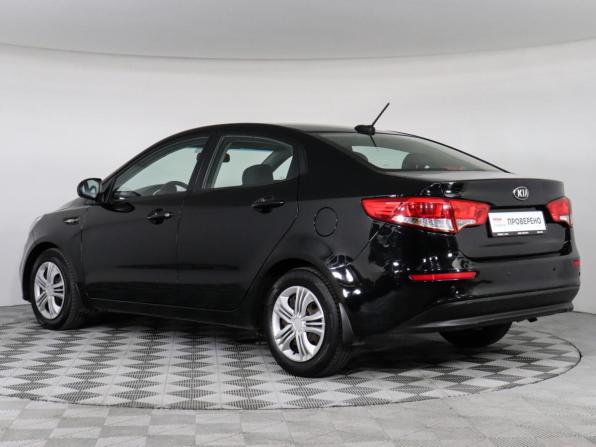 Kia Rio III Рестайлинг с пробегом 2017 года, цена 827 000 рублей, 169754 км, седан, Автокод Объявления
