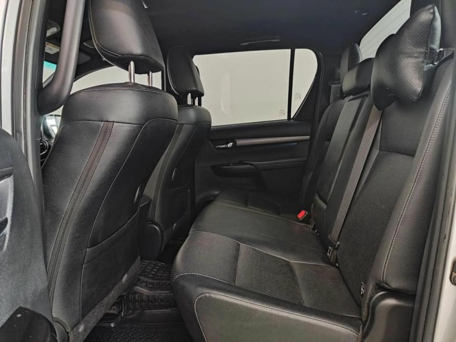 Toyota Hilux VIII Рестайлинг 2 Барнаул  - изображение 19