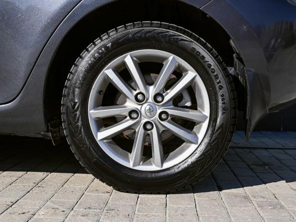 Toyota Auris I с пробегом 2009 года, цена 675 000 рублей, 368810 км, хэтчбек, Автокод Объявления