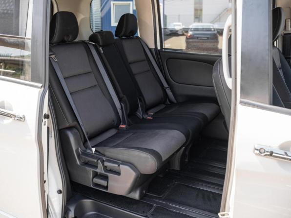 Nissan Serena V (C27) с пробегом 2016 года, цена 1 809 000 рублей, 194977 км, минивэн, Автокод Объявления