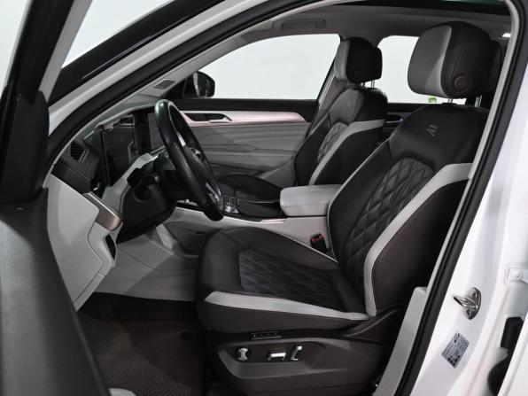 Volkswagen Tavendor I с пробегом 2023 года, цена 4 339 000 рублей, 91393 км, внедорожник, Автокод Объявления