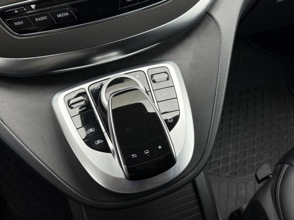 Mercedes-Benz V-Класс III (W447) с пробегом 2015 года, цена 3 950 000 рублей, 212300 км, минивэн, Автокод Объявления