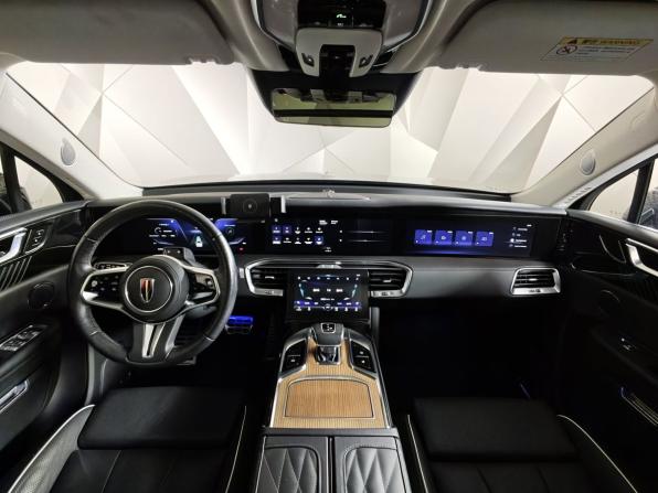 Hongqi E-HS9 с пробегом 2021 года, цена 3 731 000 рублей, 61552 км, внедорожник, Автокод Объявления