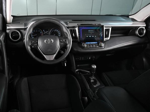 Toyota RAV4 IV (XA40) Рестайлинг с пробегом 2015 года, цена 2 569 000 рублей, 167984 км, внедорожник, Автокод Объявления