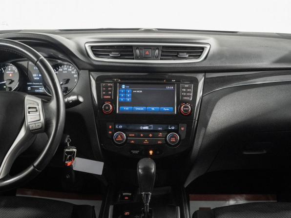 Nissan Qashqai II с пробегом 2015 года, цена 1 468 500 рублей, 126346 км, внедорожник, Автокод Объявления