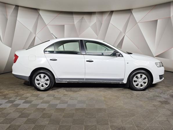 Skoda Rapid I с пробегом 2015 года, цена 589 000 рублей, 313645 км, лифтбек, Автокод Объявления