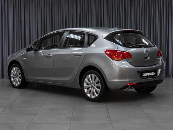 Opel Astra J с пробегом 2011 года, цена 799 000 рублей, 113017 км, хэтчбек, Автокод Объявления