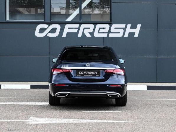 Mercedes-Benz E-Класс V (W213 S213 C238) Рестайлинг с пробегом 2020 года, цена 4 654 000 рублей, 52997 км, седан, Автокод Объявления