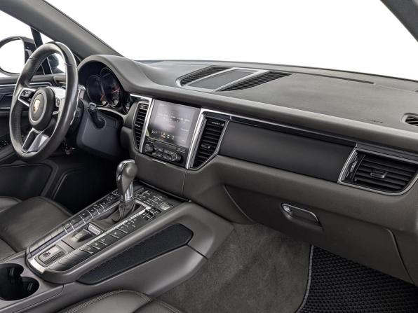 Porsche Macan I с пробегом 2018 года, цена 3 880 000 рублей, 98992 км, внедорожник, Автокод Объявления