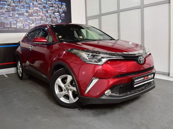 Toyota C-HR I с пробегом 2018 года, цена 2 189 995 рублей, 29134 км, внедорожник, Автокод Объявления