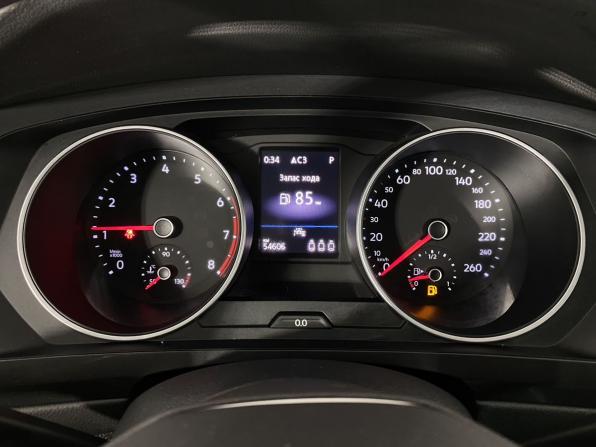 Volkswagen Tiguan II Рестайлинг с пробегом 2021 года, цена 2 850 000 рублей, 54606 км, внедорожник, Автокод Объявления