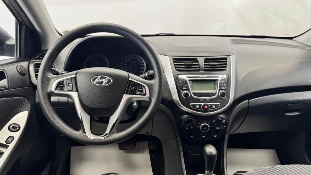 Hyundai Solaris I Киров  - изображение 12
