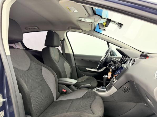 Peugeot 308 I Рестайлинг с пробегом 2012 года, цена 579 000 рублей, 376000 км, хэтчбек, Автокод Объявления