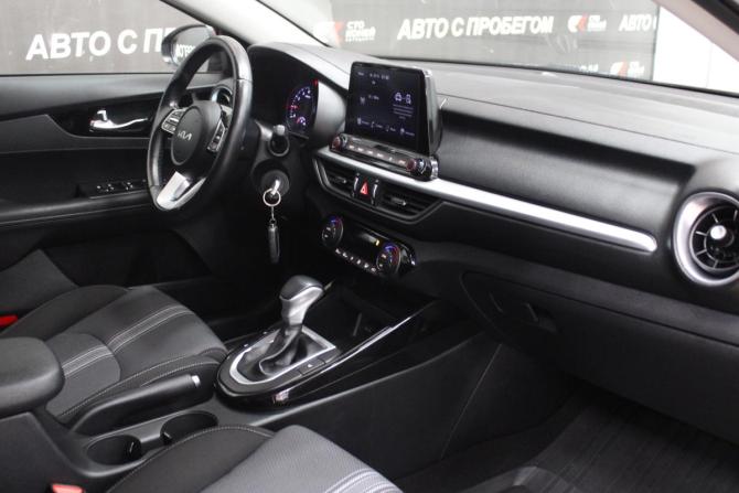 Kia Cerato IV Рестайлинг с пробегом 2021 года, цена 2 088 000 рублей, 88998 км, седан, Автокод Объявления