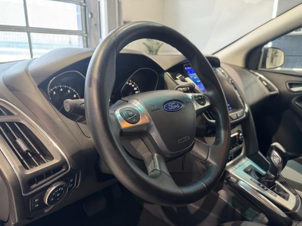 Ford Focus III с пробегом 2012 года, цена 651 000 рублей, 221104 км, хэтчбек, Автокод Объявления