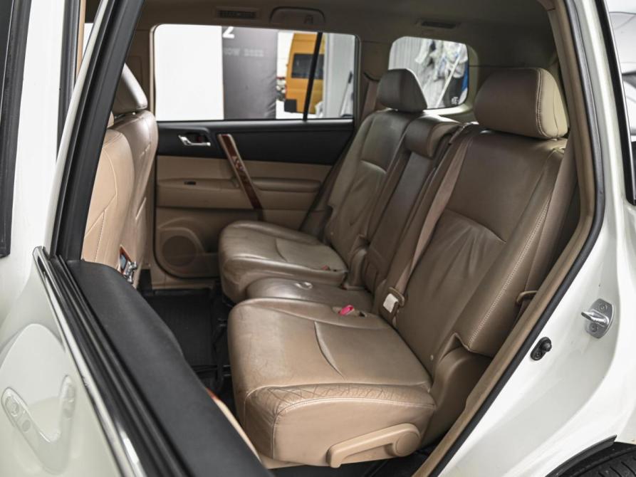 Toyota Highlander II (XU40) Рестайлинг Ставрополь  - изображение 10