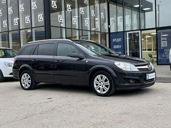 Opel Astra H Рестайлинг с пробегом 2012 года, цена 570 000 рублей, 310000 км, универсал, Автокод Объявления