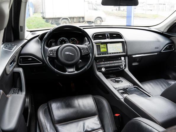 Jaguar F-Pace I с пробегом 2016 года, цена 2 240 000 рублей, 155898 км, внедорожник, Автокод Объявления
