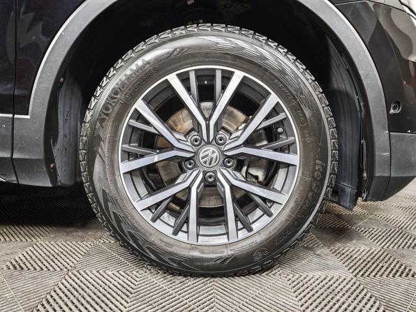 Volkswagen Tiguan II с пробегом 2020 года, цена 2 335 000 рублей, 110202 км, внедорожник, Автокод Объявления