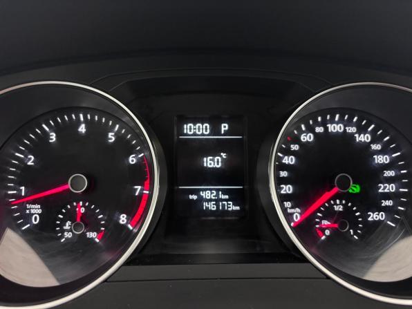 Volkswagen Jetta VI Рестайлинг с пробегом 2015 года, цена 1 255 000 рублей, 146000 км, седан, Автокод Объявления