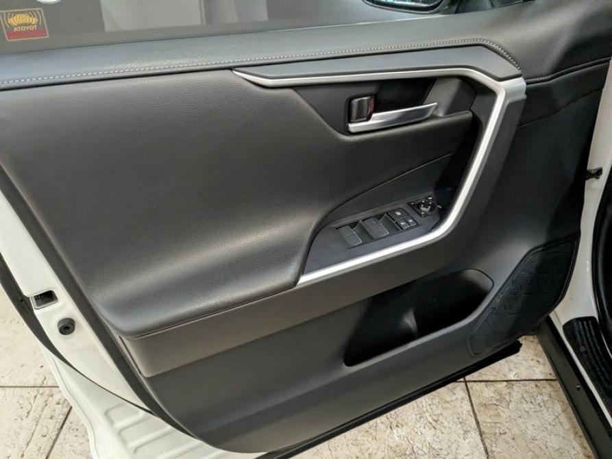 Toyota RAV4 V (XA50) Москва  - изображение 13