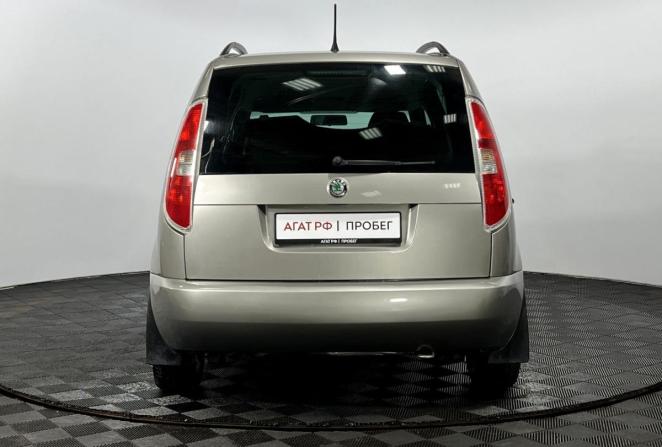 Skoda Roomster I Рестайлинг с пробегом 2012 года, цена 550 000 рублей, 332918 км, компактвэн, Автокод Объявления
